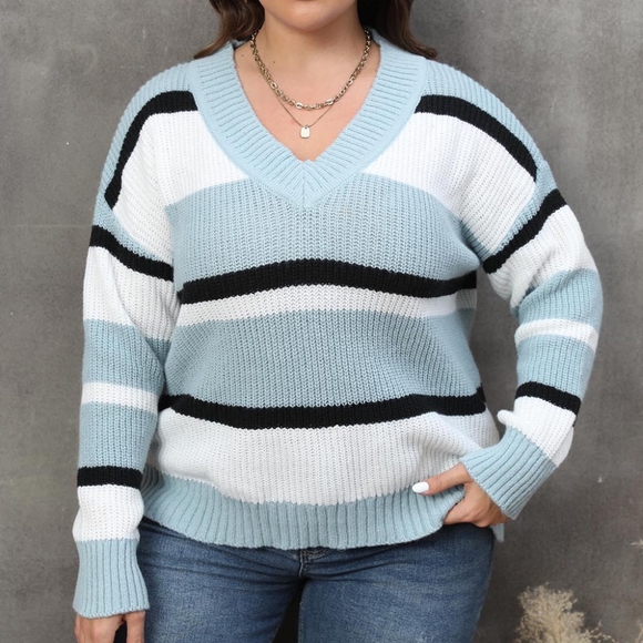 Bold Lines V-Neck Sweater - Pastel Blue - Picture 3 of 4
